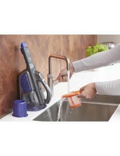 Aspiradora de Mano Black & Decker BHHV520BFP