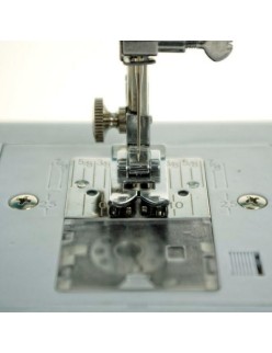 Máquina de Coser Łucznik Everyday