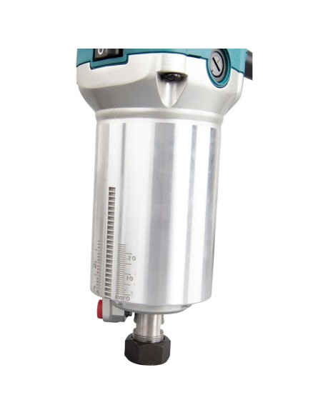 Router Makita RT0702C