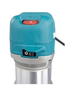 Router Makita RT0702C