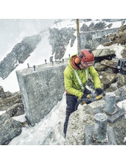 Lijadora de banda Dewalt DCG418NT-XJ